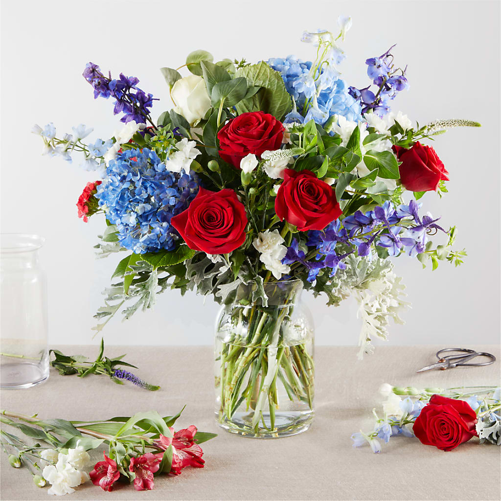 Star Spangled - A Florist Original – AMELIA'S FLOWERS, Naples FL