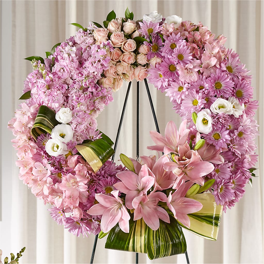 Gift of Warmth Wreath – AMELIA'S FLOWERS, Naples FL