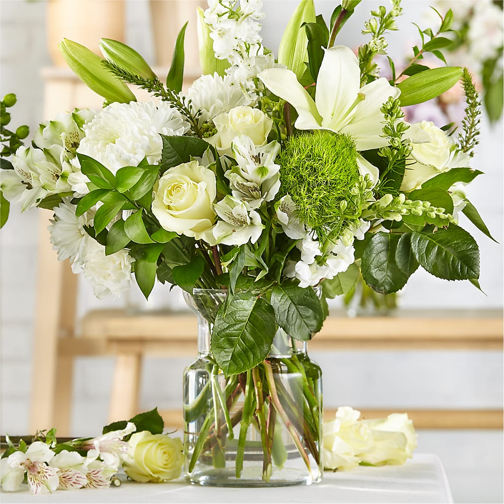 Classic Ivory – A Florist Original – AMELIA'S FLOWERS, Naples FL
