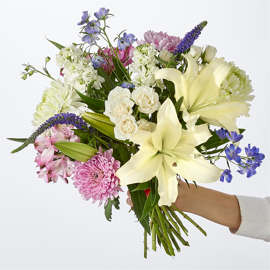 Winter Celebration Bouquet – AMELIA'S FLOWERS, Naples FL