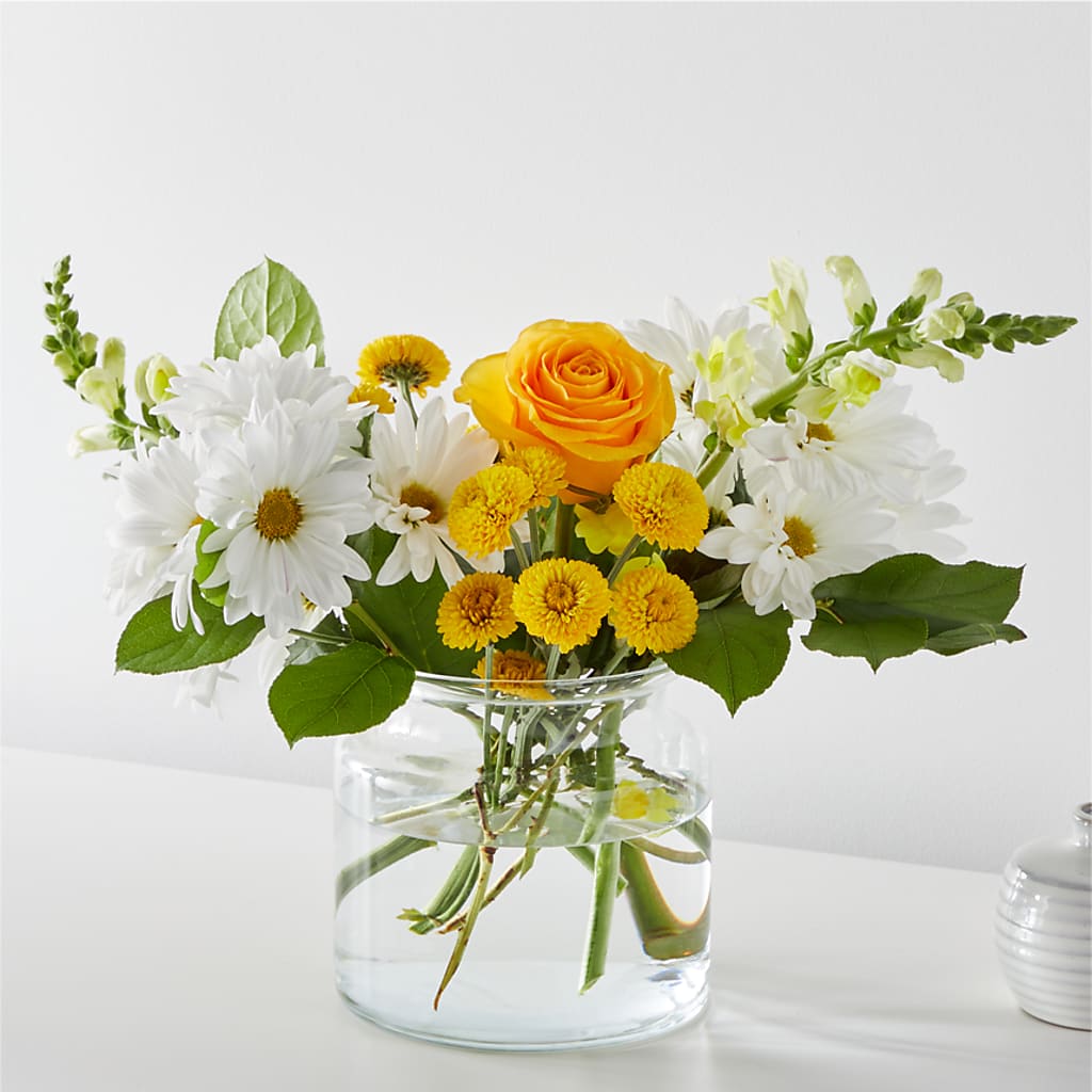 Sun Salutation Bouquet – AMELIA'S FLOWERS, Naples FL