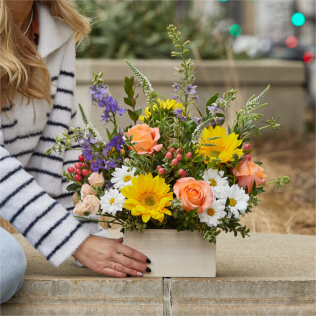 The Good Life Bouquet – AMELIA'S FLOWERS, Naples FL