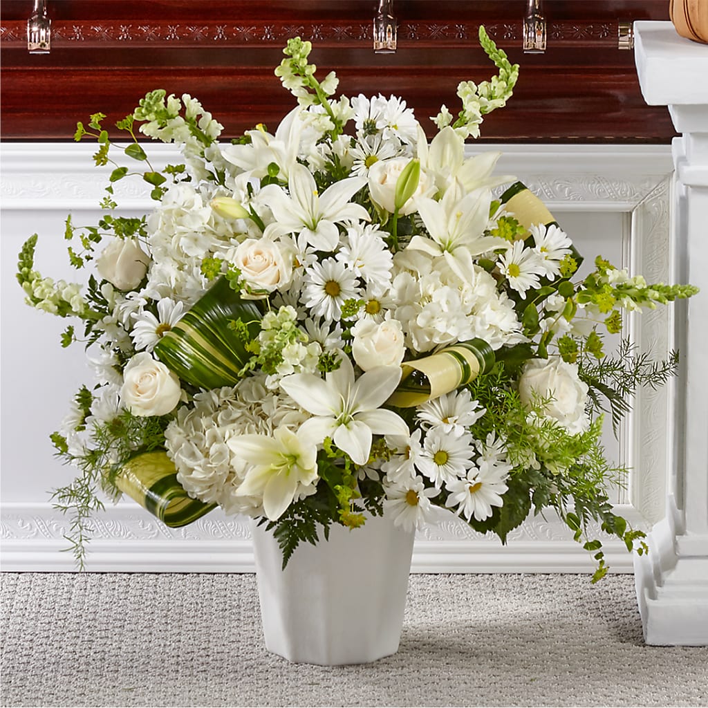 Thoughts of Tranquility Floor Basket – AMELIA'S FLOWERS, Naples FL