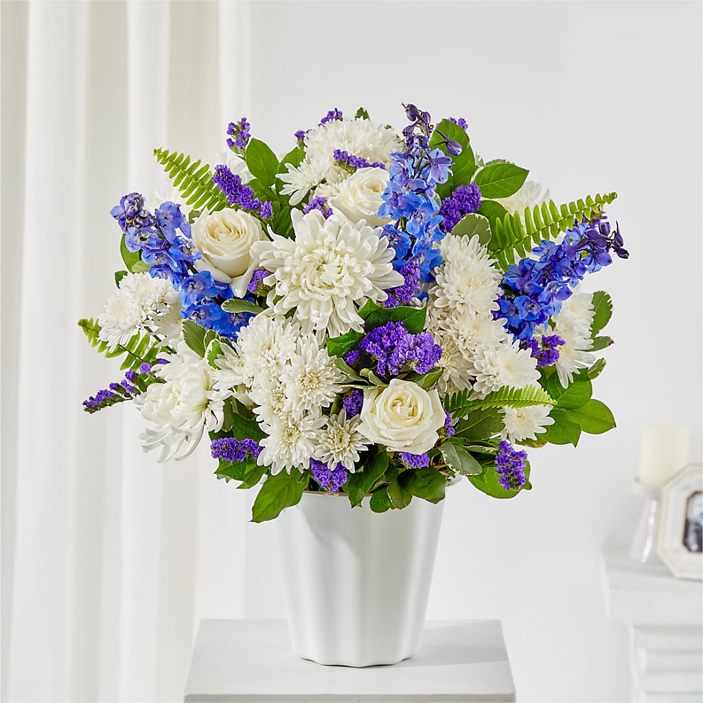 Hold Dear Tabletop Basket – AMELIA'S FLOWERS, Naples FL