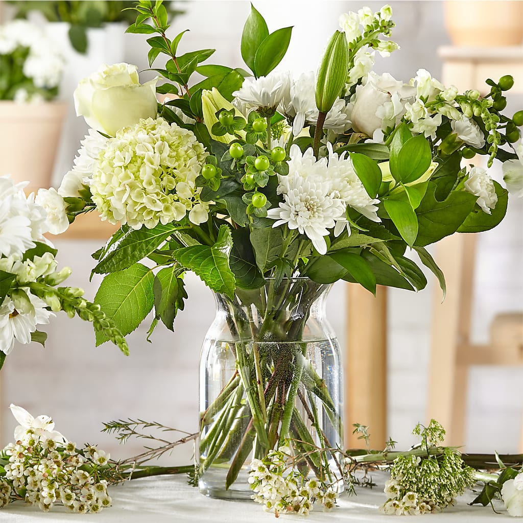 Classic Ivory – A Florist Original – AMELIA'S FLOWERS, Naples FL