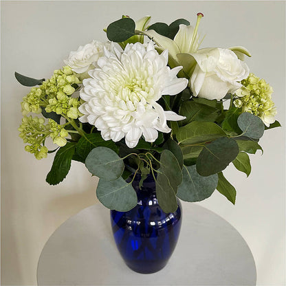 Snowy Dreams Bouquet – AMELIA'S FLOWERS, Naples FL