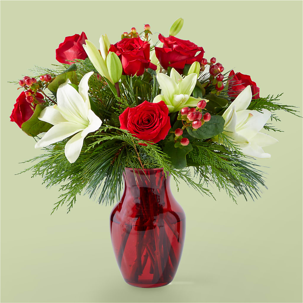 Evergreen Delight Bouquet – AMELIA'S FLOWERS, Naples FL