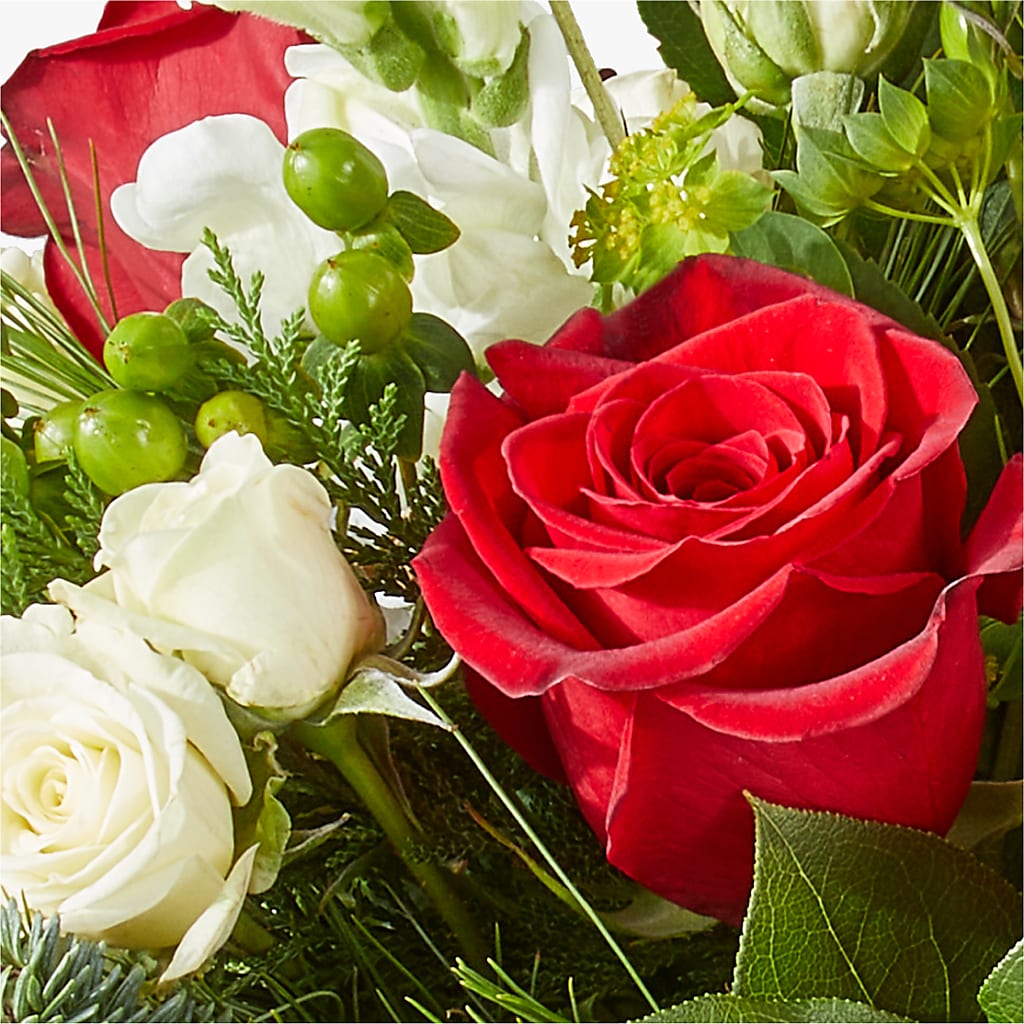 Deck the Halls Bouquet – AMELIA'S FLOWERS, Naples FL