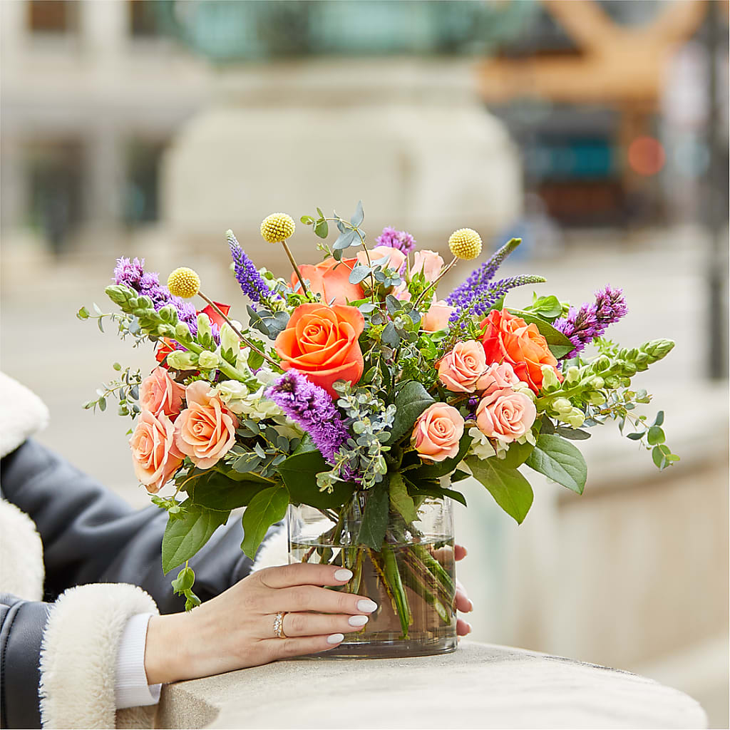 The Standout Bouquet – AMELIA'S FLOWERS, Naples FL