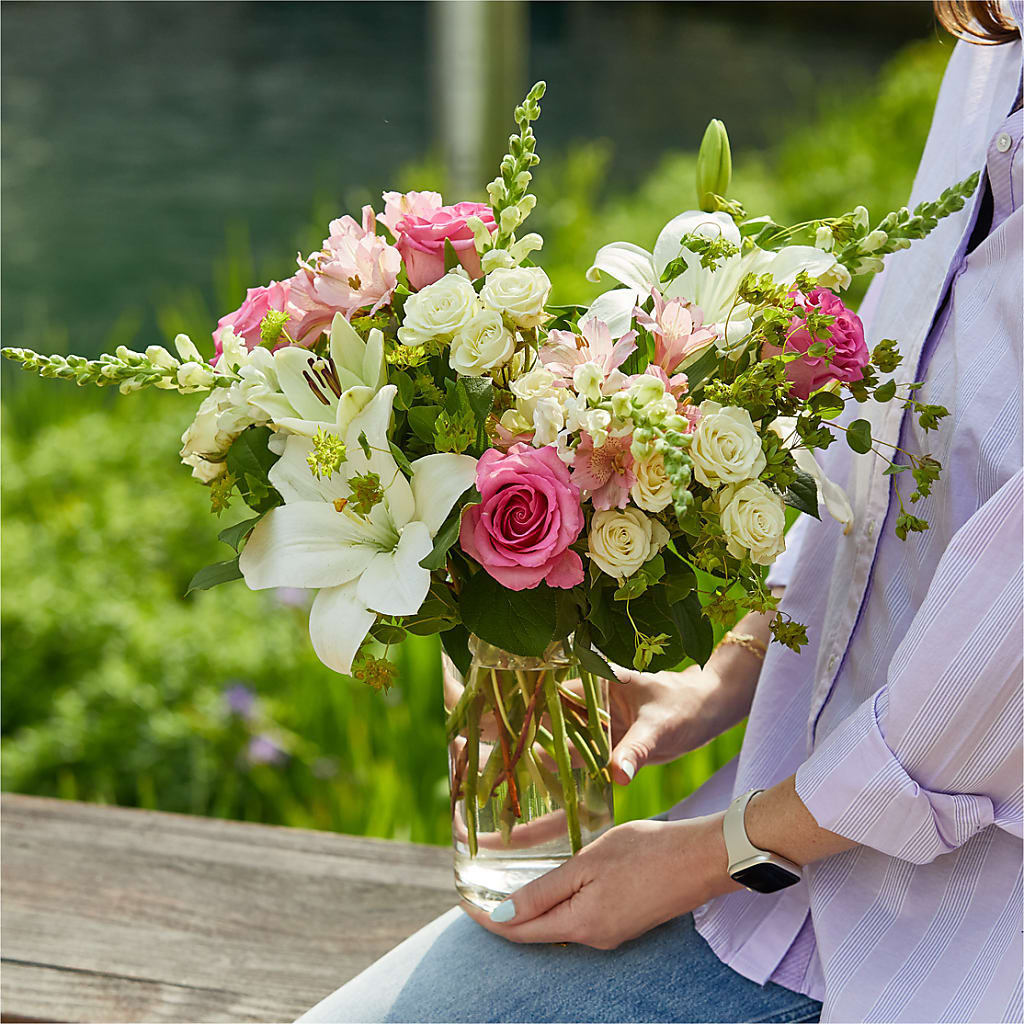 Fondly Bouquet – AMELIA'S FLOWERS, Naples FL