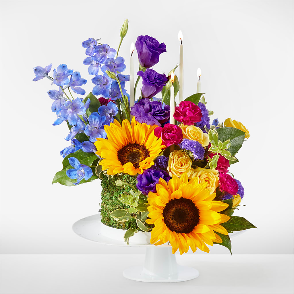 Star of the Day Floral Cake – AMELIA'S FLOWERS, Naples FL