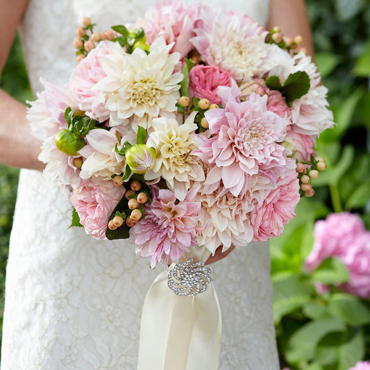 Heart's Promise Bouquet – AMELIA'S FLOWERS, Naples FL