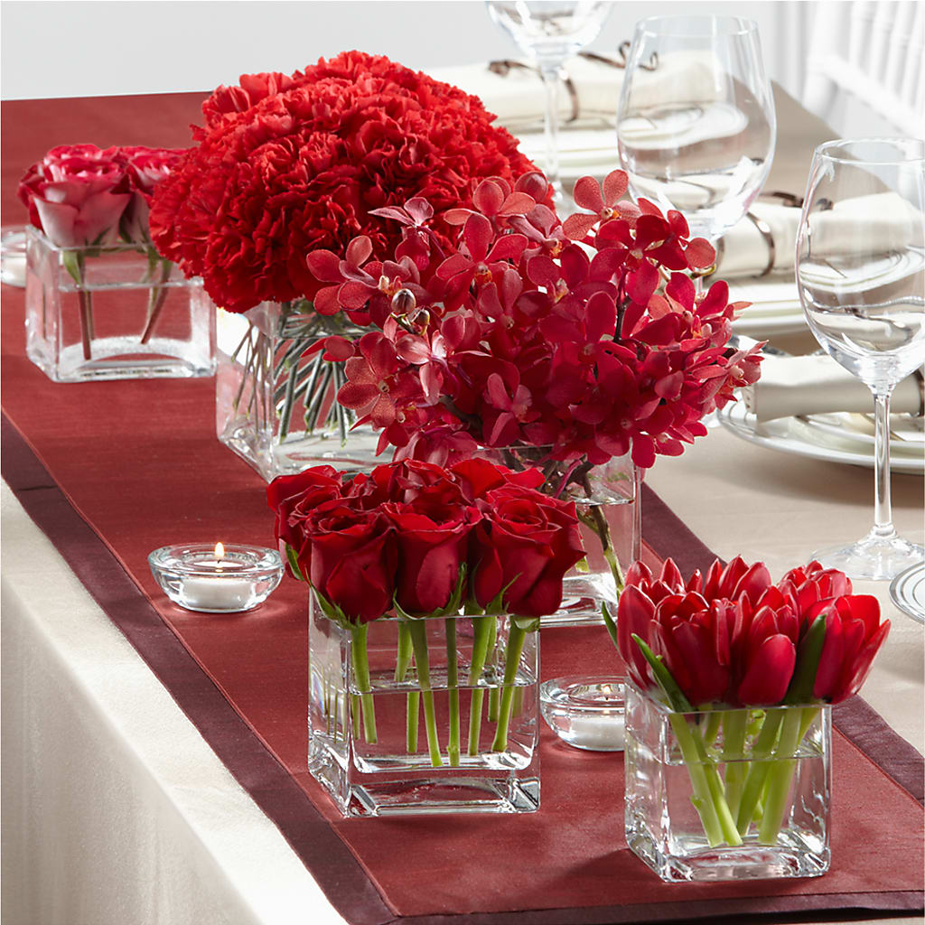 Modern Grace Centerpiece – AMELIA'S FLOWERS, Naples FL